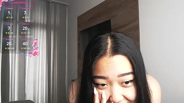 Snapshot of LillGothBaby chatting on 06-26-26, 04:17 LillGothBaby online show from 06-26-26, 04:17