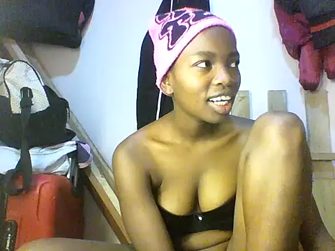 aliana082169 online show from 06-09-26, 06:36