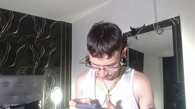 Snapshot of Ryan_Owenss chatting on 07-02-26, 03:06 Ryan Owenss online show from 07-02-26, 03:06