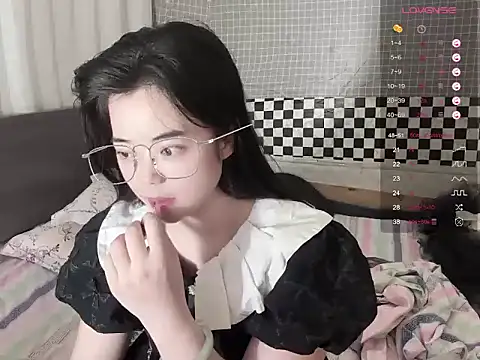 Lili-0521 online show from 06-05-26, 05:51