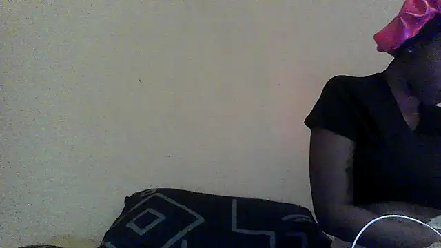 Snapshot of Mellow-Yellow chatting on 07-22-26, 05:05 Mellow-Yellow online show from 07-22-26, 05:05