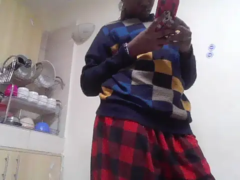 Cutezipora online show from 07-04-26, 04:35