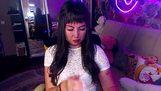NinaTender22 online show from 06-17-26, 07:37
