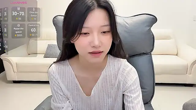 Snapshot of jiajia_girl chatting on 06-30-26, 01:56 jiajia girl online show from 06-30-26, 01:56