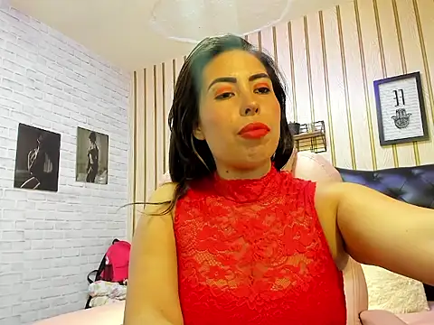 nikki nikoll online show from 06-16-26, 11:18