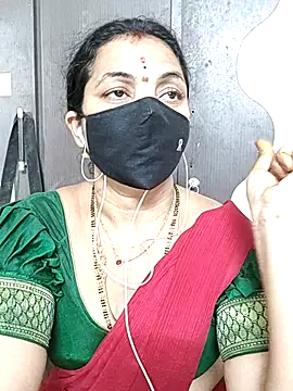 Snapshot of Leela_555 chatting on 06-03-26, 03:28 Leela 555 online show from 06-03-26, 03:28