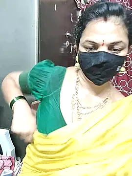 Snapshot of Leela_555 chatting on 07-01-26, 11:48 Leela 555 online show from 07-01-26, 11:48