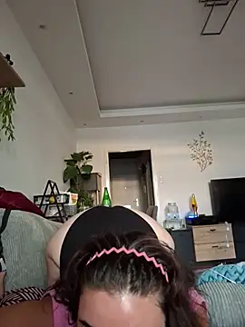 CurvyyMomy online show from 07-11-26, 06:10