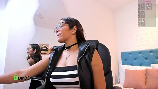 zairawatson online show from 07-13-26, 01:52