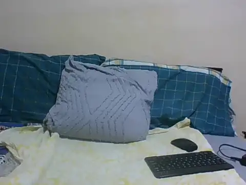 Applecute254 online show from 07-07-26, 06:23