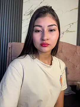 Snapshot of Aylin-fire chatting on 05-25-26, 06:47 Aylin-fire online show from 05-25-26, 06:47