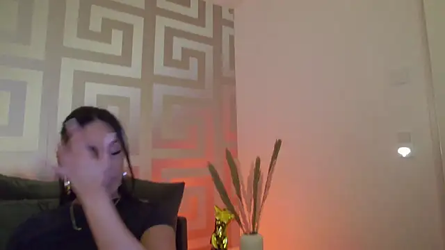 Snapshot of Mina_Babe chatting on 03-13-25, 07:17 Mina Babe online show from 03-13-25, 07:17