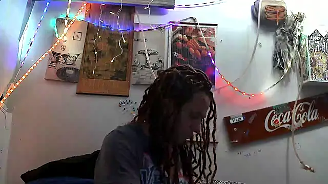 Snapshot of VanillaSnowcones chatting on 06-27-26, 07:30 VanillaSnowcones online show from 06-27-26, 07:30