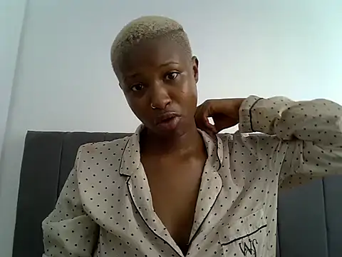 Snapshot of Barbianaa671 chatting on 06-15-26, 05:09 Barbianaa671 online show from 06-15-26, 05:09