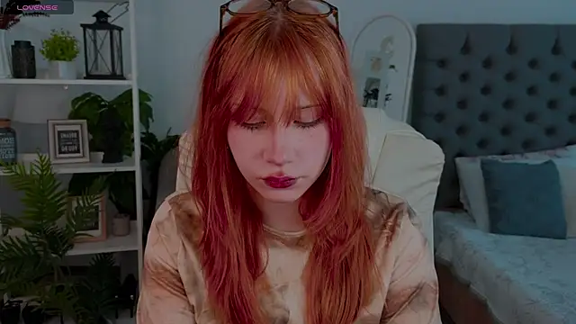 Snapshot of Fleur_Fox chatting on 05-31-26, 09:38 Fleur Fox online show from 05-31-26, 09:38
