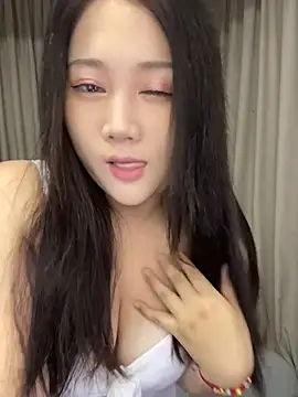 Luckysisi-s online show from 06-25-26, 01:04