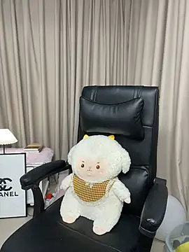 Luckysisi-s online show from 07-02-26, 12:55