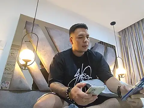 Alex-Stone online show from 06-09-26, 06:47