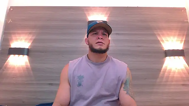 Maximiliano Stronge online show from 06-25-26, 08:13