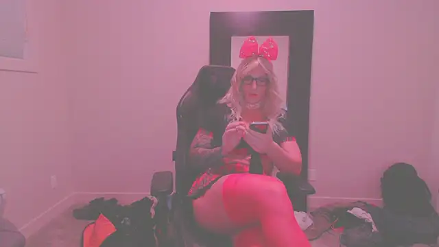 PrincessSissy235 online show from 06-06-26, 06:07