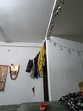 Snapshot of Neha-ji chatting on 07-01-26, 01:29 Neha-ji online show from 07-01-26, 01:29