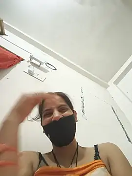 Snapshot of Neha-ji chatting on 07-08-26, 01:26 Neha-ji online show from 07-08-26, 01:26