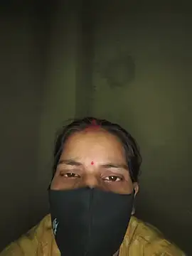 Snapshot of Neha-ji chatting on 07-09-26, 02:15 Neha-ji online show from 07-09-26, 02:15