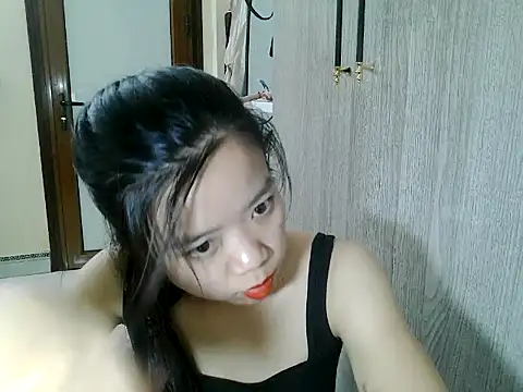 Nellid079 online show from 06-05-26, 03:51