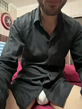 Snapshot of zacksidd chatting on 07-07-26, 12:53 zacksidd online show from 07-07-26, 12:53