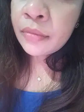 Snapshot of HabibteAna chatting on 06-10-26, 06:29 HabibteAna online show from 06-10-26, 06:29