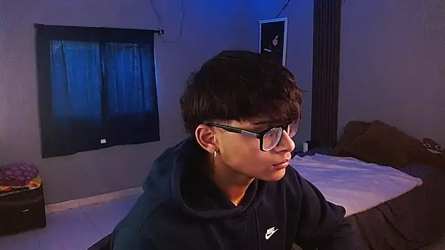 Snapshot of Mr_yisuzz chatting on 07-01-26, 11:45 Mr yisuzz online show from 07-01-26, 11:45
