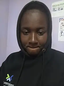 Ebonylouisa online show from 05-29-26, 06:17