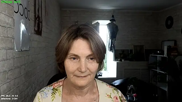 Snapshot of Mabel_Magic chatting on 06-19-26, 12:31 Mabel Magic online show from 06-19-26, 12:31