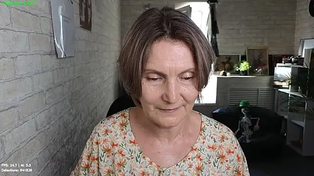 Snapshot of Mabel_Magic chatting on 07-06-26, 03:03 Mabel Magic online show from 07-06-26, 03:03