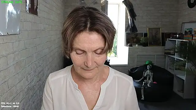 Snapshot of Mabel_Magic chatting on 07-15-26, 12:32 Mabel Magic online show from 07-15-26, 12:32
