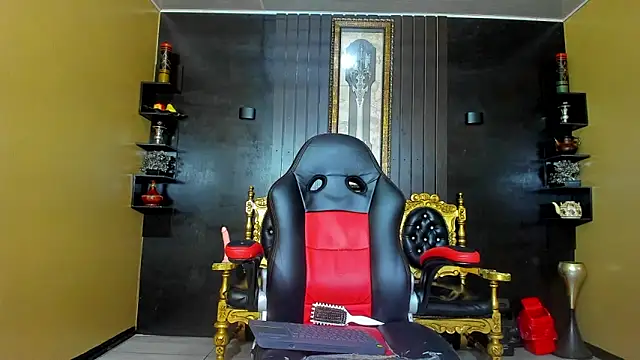 Andrea Kitty  online show from 06-19-26, 07:17