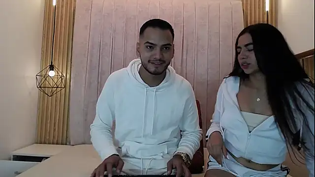 CarolinaySebas online show from 06-20-26, 01:14
