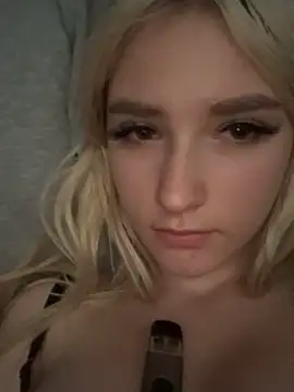 lisacryss3 online show from 06-01-26, 02:57
