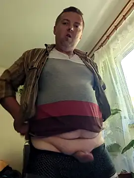 Snapshot of krzyszto1986 chatting on 05-26-26, 11:50 krzyszto1986 online show from 05-26-26, 11:50