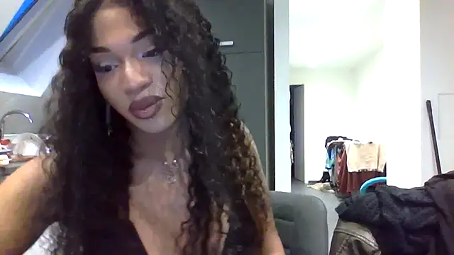 Loren4a online show from 07-13-26, 07:49