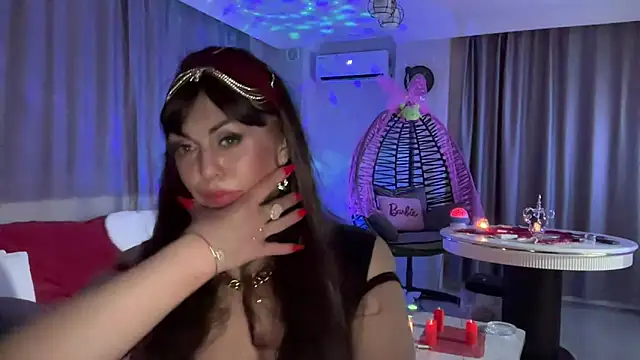 Snapshot of BellaSecret chatting on 05-27-26, 10:07 BellaSecret online show from 05-27-26, 10:07