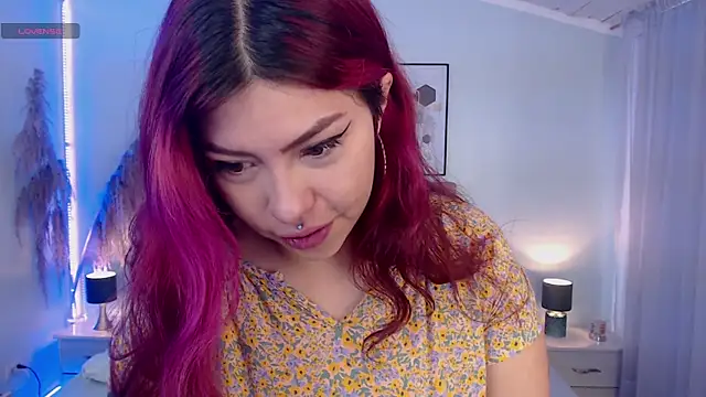 Snapshot of LilMoon_ chatting on 07-02-26, 07:09 LilMoon online show from 07-02-26, 07:09