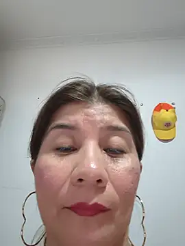 Snapshot of fire_mommy chatting on 07-08-26, 09:52 fire mommy online show from 07-08-26, 09:52