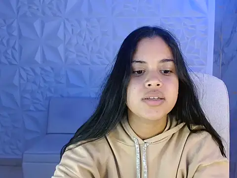 ashley thonsom18 online show from 05-31-26, 03:04