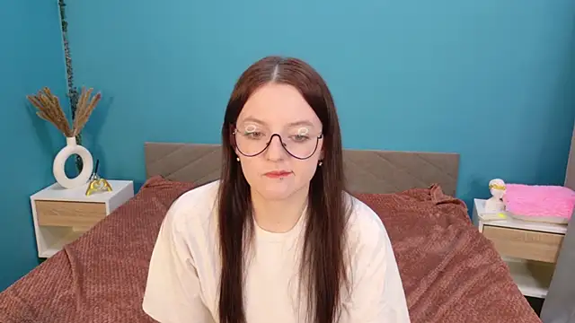 Ava Nilson online show from 06-01-26, 11:01
