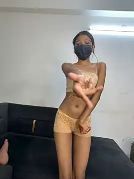 Snapshot of Alish_baby chatting on 07-17-26, 06:53 Alish baby online show from 07-17-26, 06:53