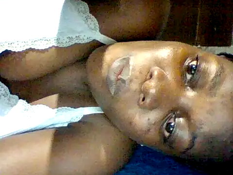 Snapshot of zainaxxxxx chatting on 06-29-26, 10:32 zainaxxxxx online show from 06-29-26, 10:32