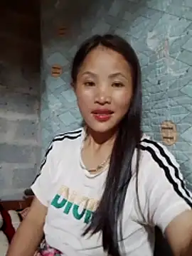 Snapshot of Malin_9k chatting on 06-05-26, 03:35 Malin 9k online show from 06-05-26, 03:35