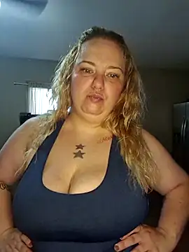 Snapshot of Jaclynnbaby chatting on 06-25-26, 12:42 Jaclynnbaby online show from 06-25-26, 12:42