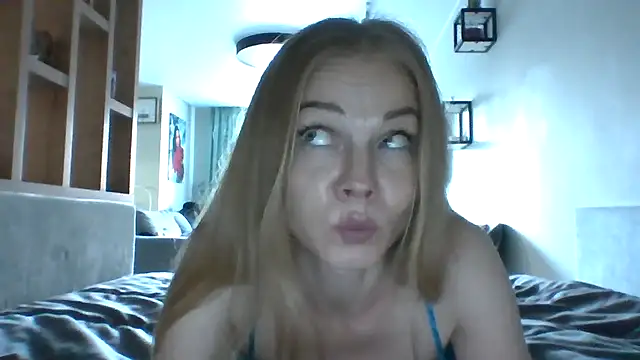 Snapshot of Tina5394 chatting on 07-16-26, 05:30 Tina5394 online show from 07-16-26, 05:30